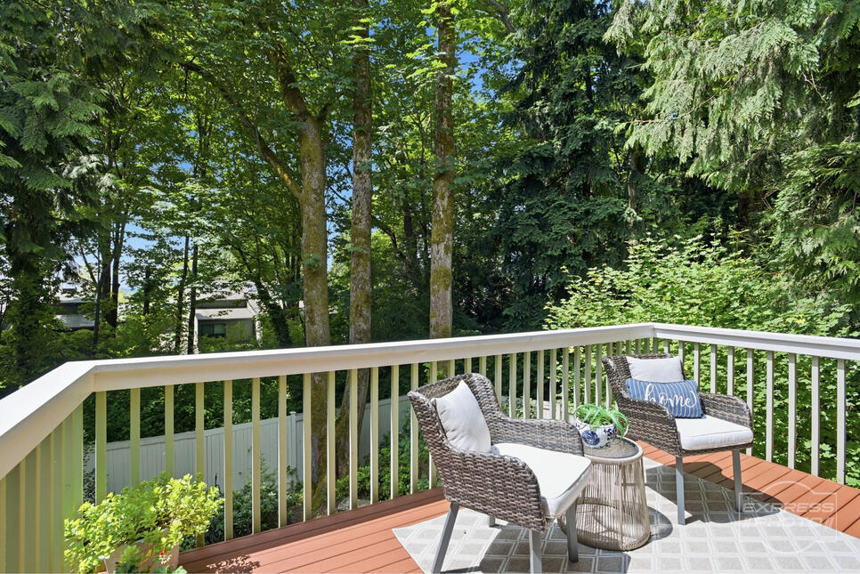 Kirkland Luxury Home
