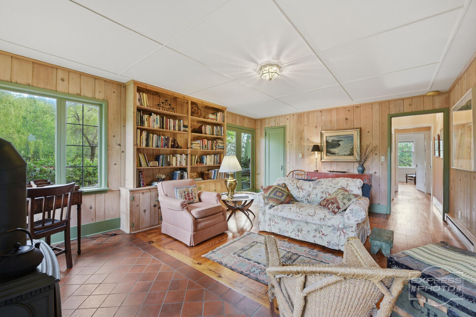Sammamish Country Home